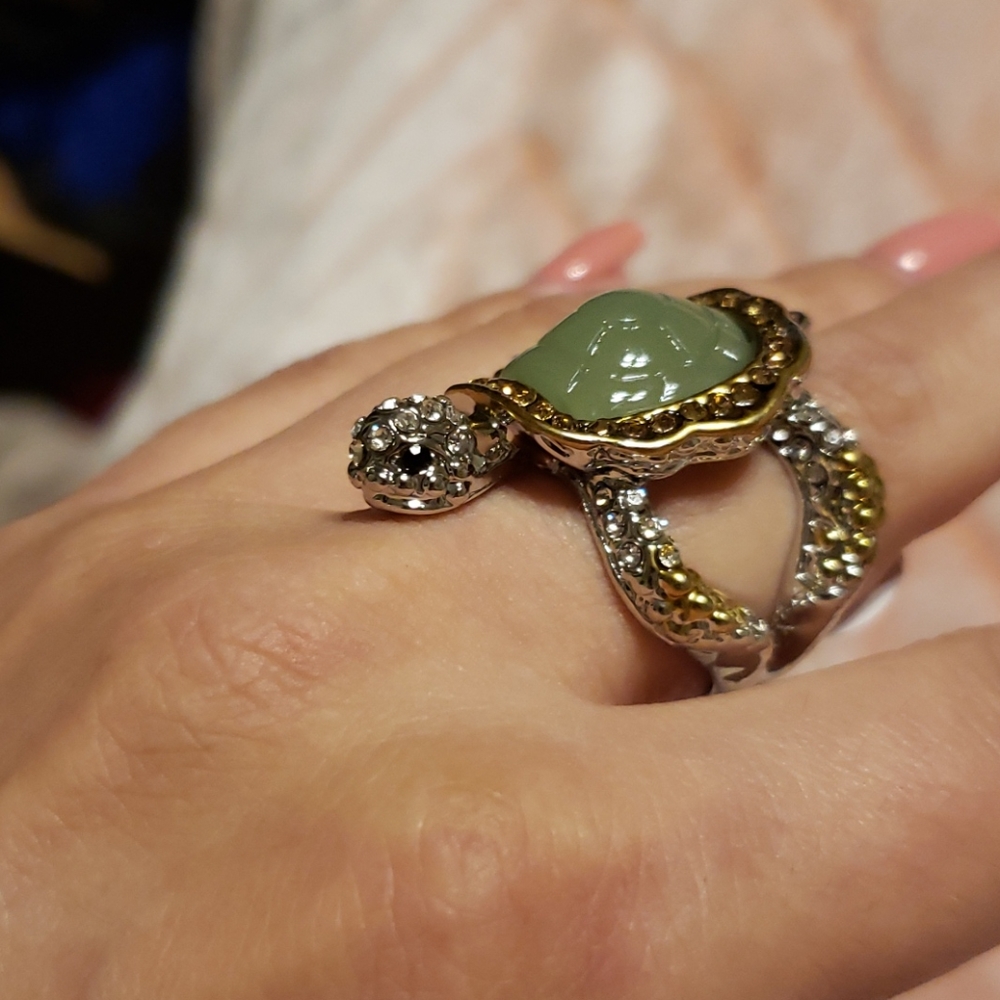 Size 7 turtle ring